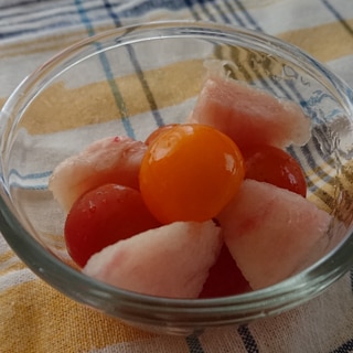 フルーツトマトと桃のサラダ♡